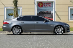 Jaguar XFR 2020