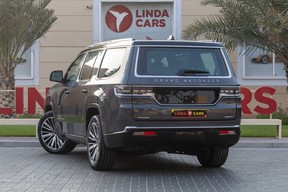 Jeep Grand Wagoneer 2023
