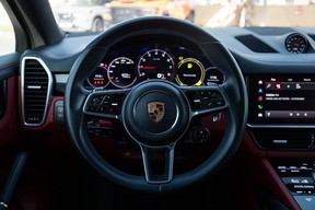 Porsche Cayenne 2023