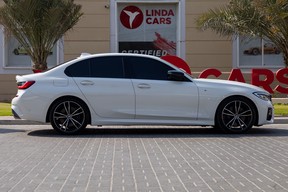 BMW 3 Series 330 2021