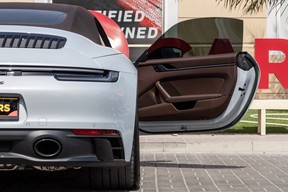 Porsche 911 2023