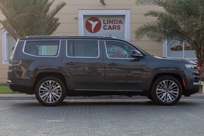 Jeep Grand Wagoneer 2023