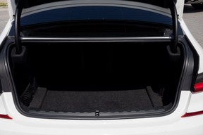 BMW 3 Series 330 2021