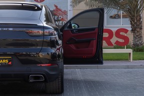 Porsche Cayenne 2023
