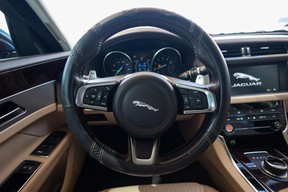 Jaguar XF 2019