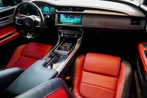 Jaguar XFR 2020