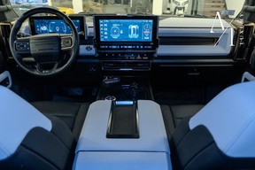 GMC Hummer EV 2024