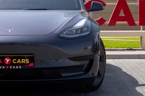 Tesla Model 3 Standard 2023