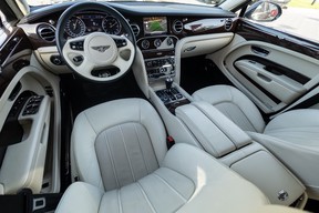 Bentley Mulsanne 2016