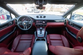 Porsche Cayenne 2023