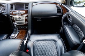 Infiniti QX80 2020