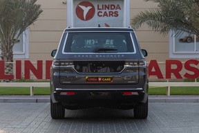 Jeep Grand Wagoneer 2023