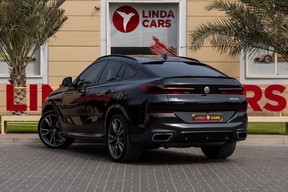 BMW X6 M50i 2023