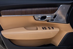 Volvo S90 2023