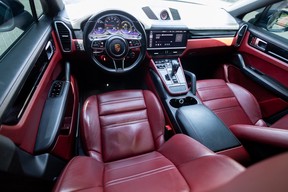 Porsche Cayenne 2021