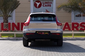 Volvo XC40 2023