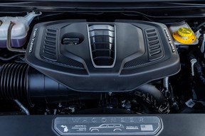 Jeep Grand Wagoneer 2023