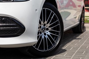 Mercedes-Benz C-Class 200 2024