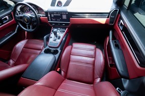 Porsche Cayenne 2021