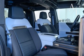 GMC Hummer EV 2024