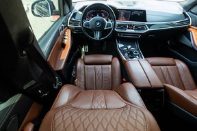 BMW X7 40i 2021