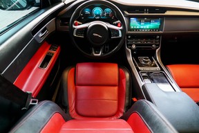 Jaguar XFR 2020