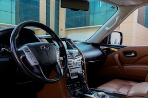 Infiniti QX80 2020