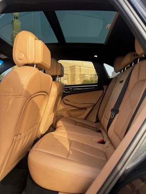 Porsche Macan 2021