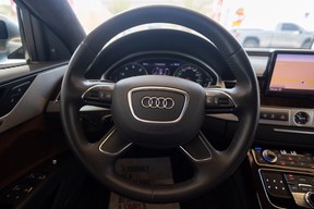 Audi A8 L 2011